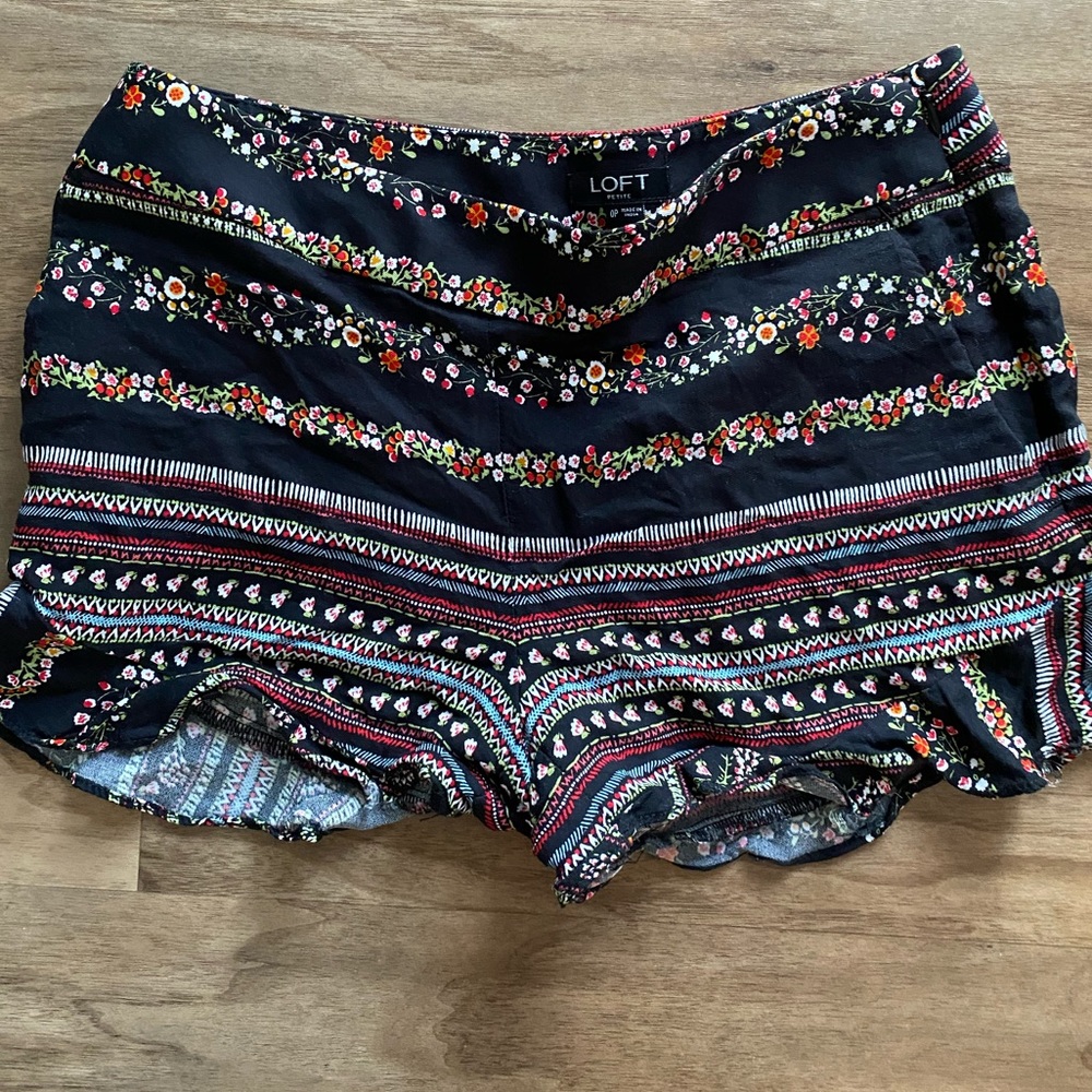 Ruffle shorts
